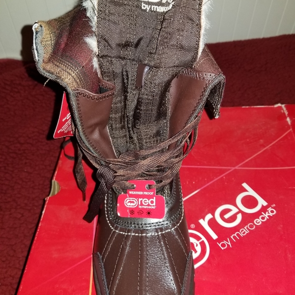 Womens Marc Ecko Red Waterproof Sherpa Plaid Boots - Picture 4 of 4